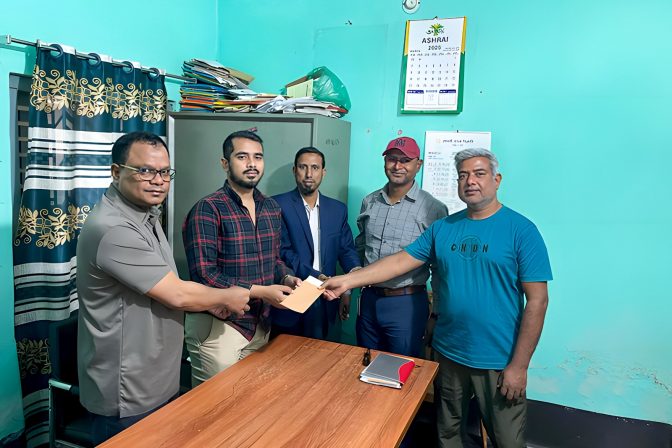 Ashrai photo gallery - field visit with community members